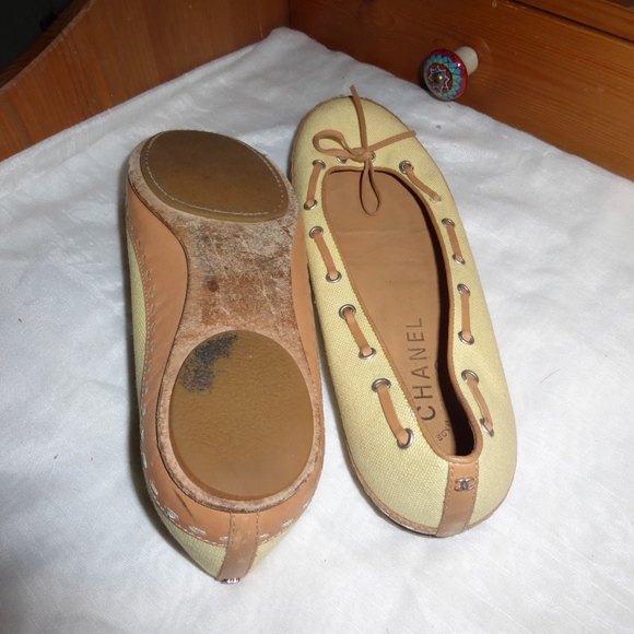 chanel flats 38.5 yellow canvas ballet shoes brown leather trim - Picture 6 of 7